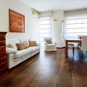https://savona-corner-apartment.italymilanhotels.net